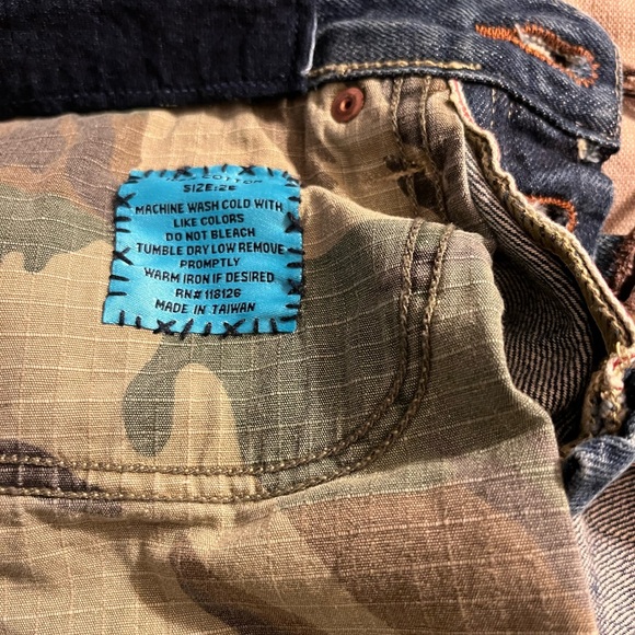 NWT size vintage China size 26 mens jewel and stud embedded jeans. - Picture 5 of 6